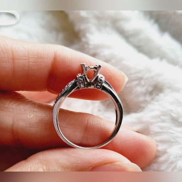 Jared Diamond Sterling Silver Ring Size 7 ✨️ - Picture 3 of 10